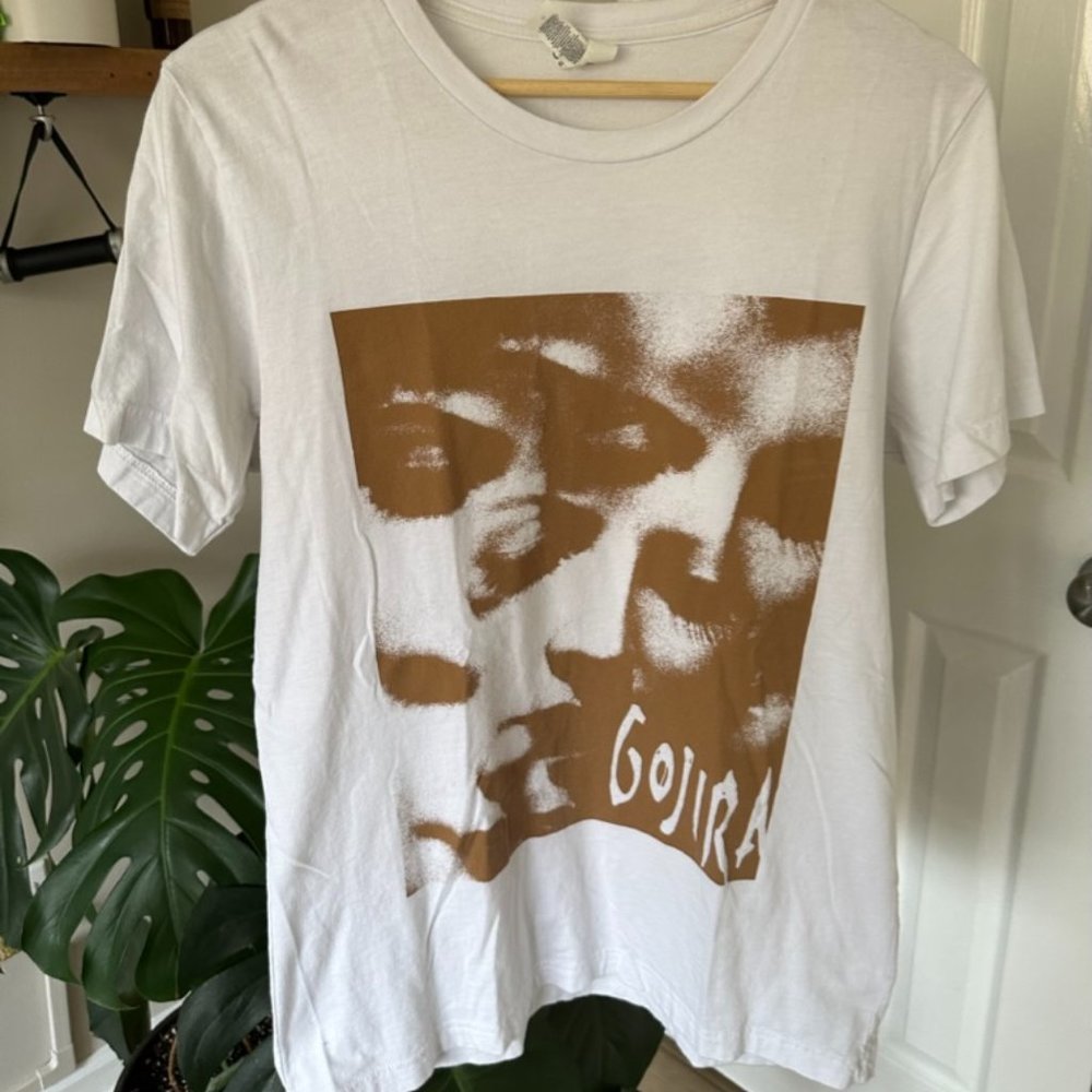 Gojira Graphic Band T-Shirt, Medium